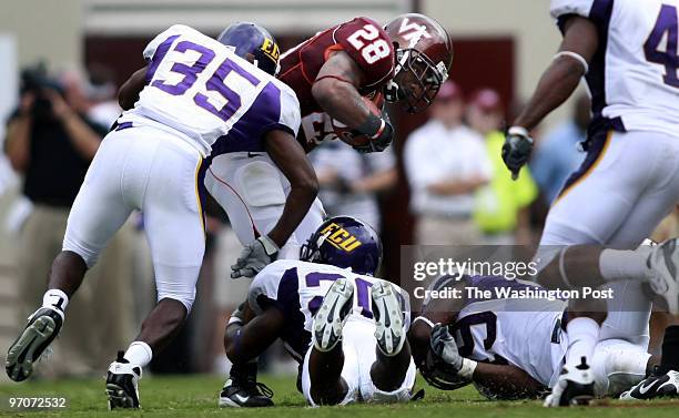 September 01, 2007 NEG#: 193669 CREDIT: Preston Keres/TWP EDITTED: Remote Blacksburg, Va. Va.Tech Season Opener vs. East Carolina. Here, Virginia...