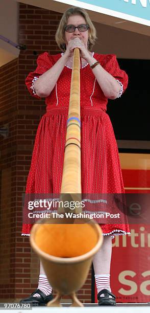 Sarah L. Voisin Silver Spring, MD NEG #: 192103 The Public Arts Trust of the Arts and Humanities Council of Montgomery County held Live Auditions for...