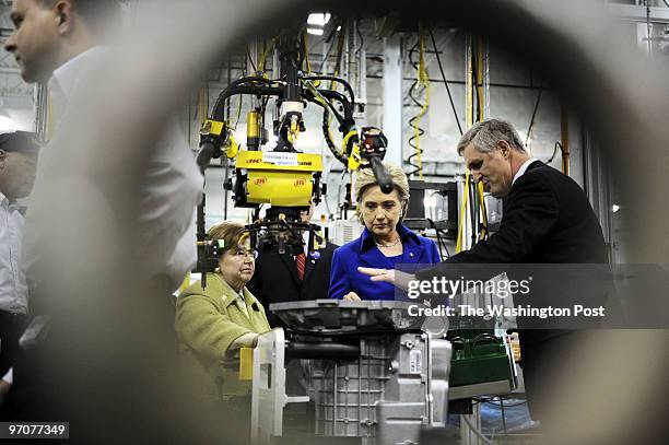 Ph/clinton DATE: February 11, 2008 NEG#: 197956 CREDIT: Ricky Carioti / TWP. GM Baltimore Allison Transmission Plant in White Marsh, Md. EDITOR:...