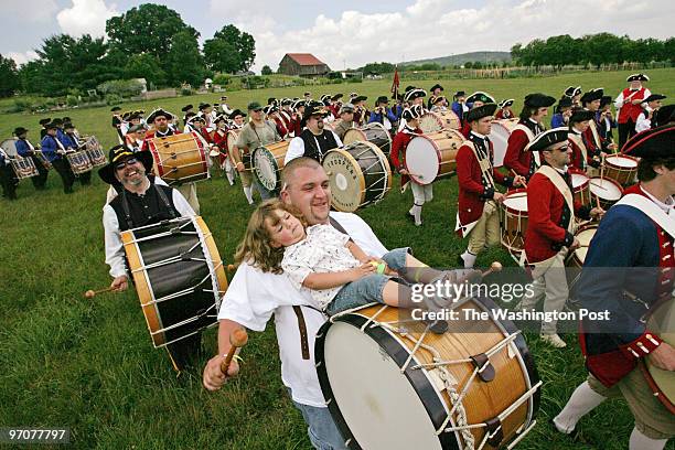 Tracy A. Woodward/The Washington Post King Steet and Ida Lee Park, Leesburg, VA Leesburg is hosting an event called the 2007 National Fife & Drum...