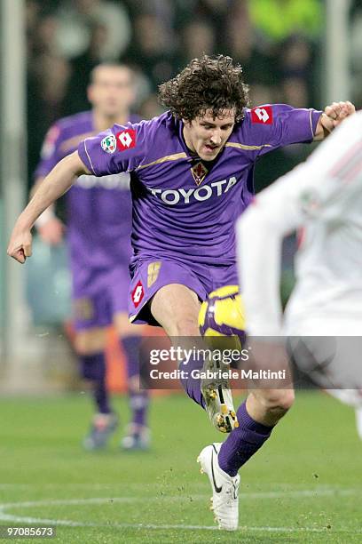 Stevan Jovetic of ACF Fiorentina in action during the Serie A match between ACF Fiorentina and AC Milan at Stadio Artemio Franchi on February 24,...