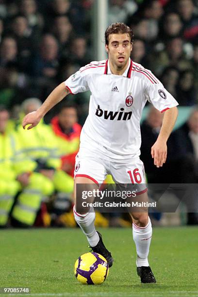 Mathieu Flamini of AC Milan in action during the Serie A match between ACF Fiorentina and AC Milan at Stadio Artemio Franchi on February 24, 2010 in...