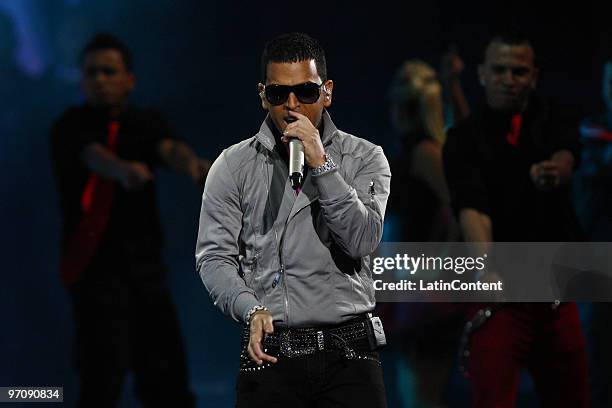 Singer Porto Rico El Rico Photos and Premium High Res Pictures - Getty Images
