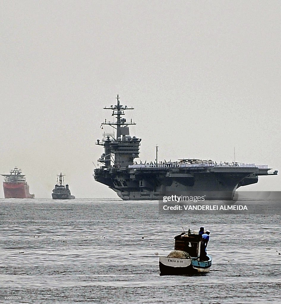 The USS Carl Vinson (CVN-70) Nimitz clas