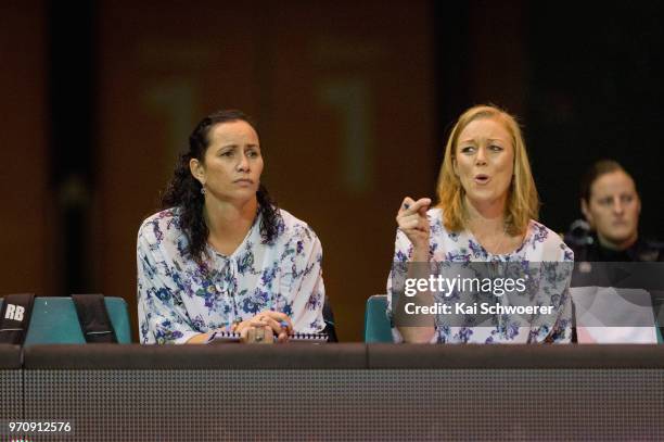 Head Coach Reinga Bloxham and Assistant Coach Lauren Piebenga of the Steel react during the round six ANZ Premiership match between the Central Pulse...