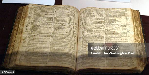 Museum Date: Kevin Clark\ The Washington Post Neg #: 162473 Fredericksburg, VA The Fredericksburg Area Museum & Cultural Center houses the very Bible...