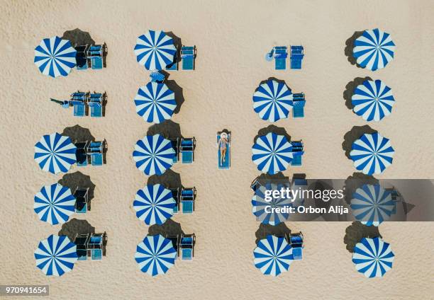 flygfoto över stranden - italien bildbanksfoton och bilder