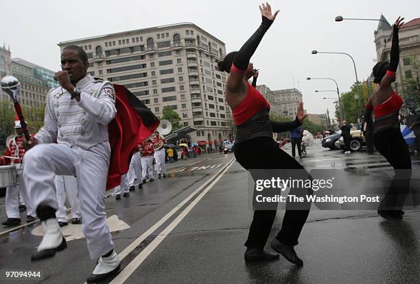 Parade Date 4/17/2006 Neg# 179444 PHOTOGRAPHER: Michel du Cille Parade route all Penn Ave between 4th & 14th St. NW. A parade and activities...