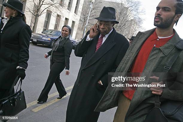 Josephm \177229--SLUG--ME/BARRY--DATE----LOCATION-3rd and Constitution Avenue, NW, Washington, D.C.-PHOTOGRAPHER-MARVIN JOSEPH/TWP--CAPTION-City...