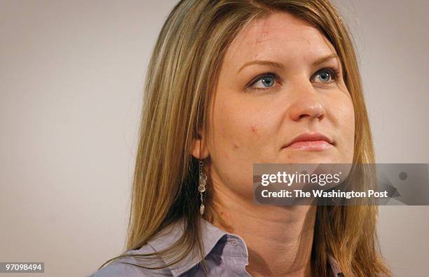 Sarah Vandy, a student of Montgomery College who served in Iraq, participates in a panel discussion.