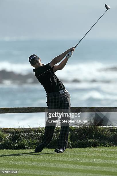 Bryce Molder hits his tee shot on the 18th hole during the final round of the AT&T Pebble Beach National Pro-Am at Pebble Beach Golf Links on...
