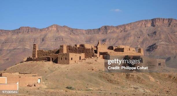 old kasbah, draa valley. - zagora imagens e fotografias de stock