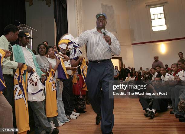 Anacostia High School, 1605 R Street, SE Washington, DC Earvin Magic Johnson, former LA Lakers basketball player, speaks to Anacostia High School...