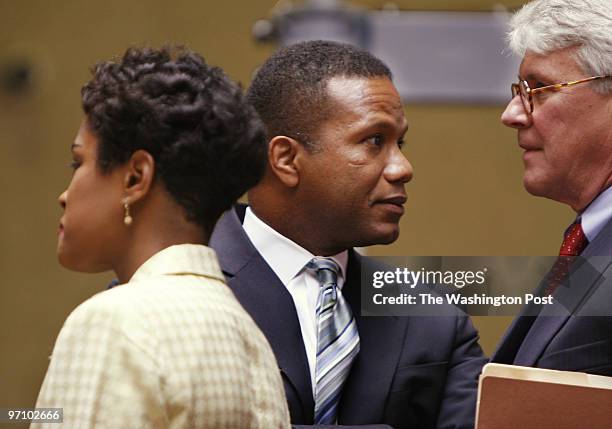 Claude A Allen Shell 77 Montgomery County Circuit Court Stock Photos, High-Res Pictures, and ...