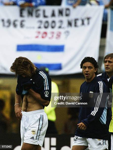 Gabriel Batistuta and Marcelo Gallardo of Argentina distraught after the Argentina v Sweden, Group F, World Cup Group Stage match played at the...