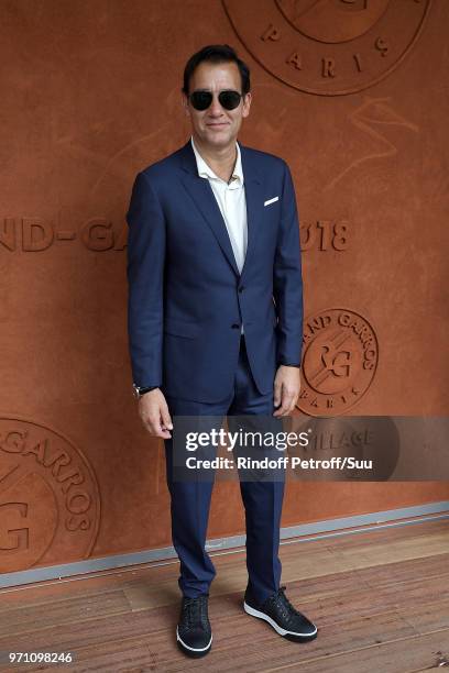 Actor Clive Owen attend the 2018 French Open - Day Fifteen at Roland Garros on June 10, 2018 in Paris, France.