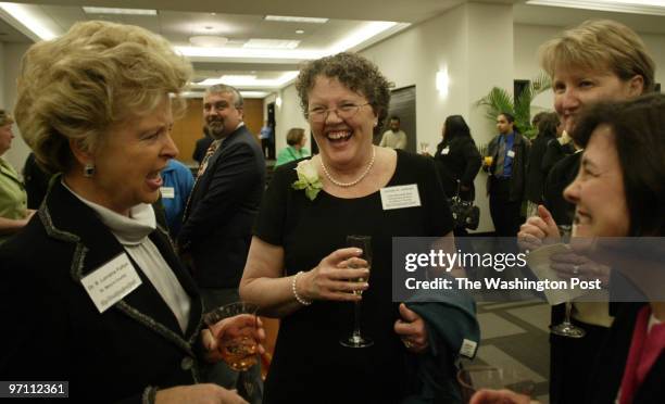 Meyer13 Date: 4.12.2005 Kevin Clark\The Washington Post Neg #: 166925 Washington, DC Agnes Meyer Teachers honoree Johnita Jackson, center, shares a...