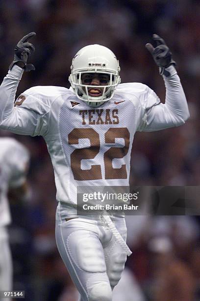 Tailback Chris Brown of the Colorado Buffalos gestures against the Texas Longhorns during the Big 12 Championship game on December 1, 2001 at Texas...