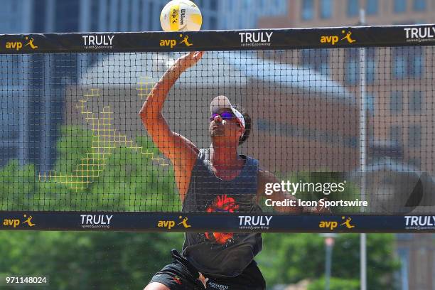 Ricardo Santos during play on the Stadium Court of the AVP New York Coty Open on June 9 at Hudson River Park's Pier 25/26, New York, NY.