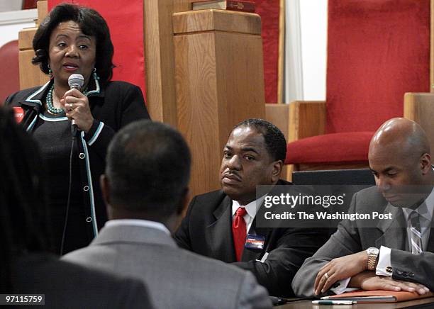 Josephm 175237--SLUG-ME/MINISTERS- 12/05/05- Trinidad Baptist Church, 1611 Benning Road, NE, Washington, D.C.- PHOTOGRAPHER-MARVIN...