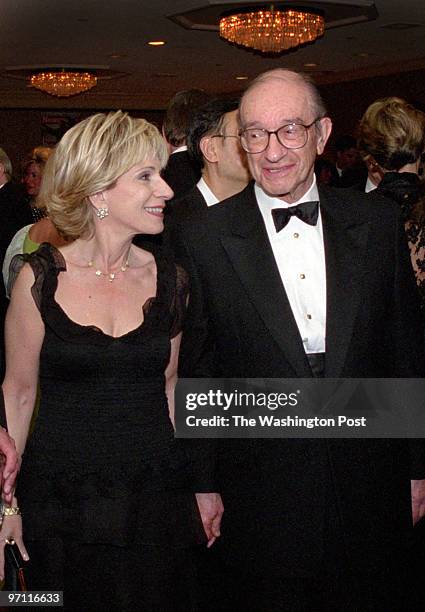 Date: 4/26/2003 Photographer: Gerald Martineau/TWP Neg# 141274 Washington Hilton, Washington, DC TV reporter Andrea Mitchell, left, her husband and...