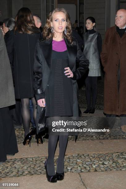 Allegra Versace attends the Vogue.it Milan Fashion Week Womenswear Autumn/Winter 2010 show on February 26, 2010 in Milan, Italy.
