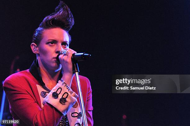 La Roux performs at Le Bataclan on February 26, 2010 in Paris, France.