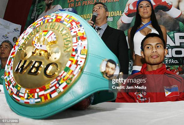 Fillipinum fighter Roder Mayol attends a press conference for his fight against Mexican Omar Nino at the Mision Carlton Hotel on February 25, 2010 in...