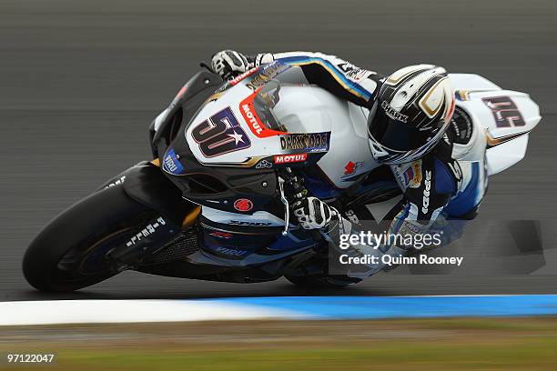 Sylvain Giuntoli of France and Team Suzuki Alstare rounds the bend during qualifying practise for round one of the Superbike World Championship at...