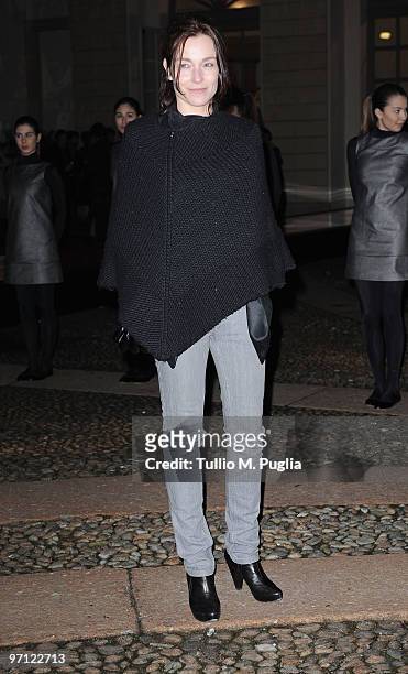 Stefania Rocca attends Vogue.it during Milan Fashion Week Womenswear Autumn/Winter 2010 on February 26, 2010 in Milan, Italy.