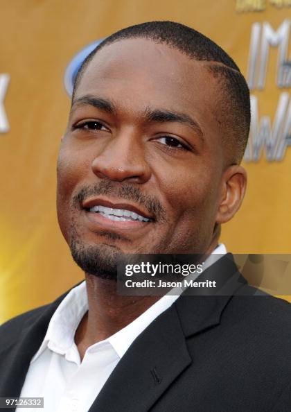 Actor Cassius Willis arrives at the 41st NAACP Image awards held at ...