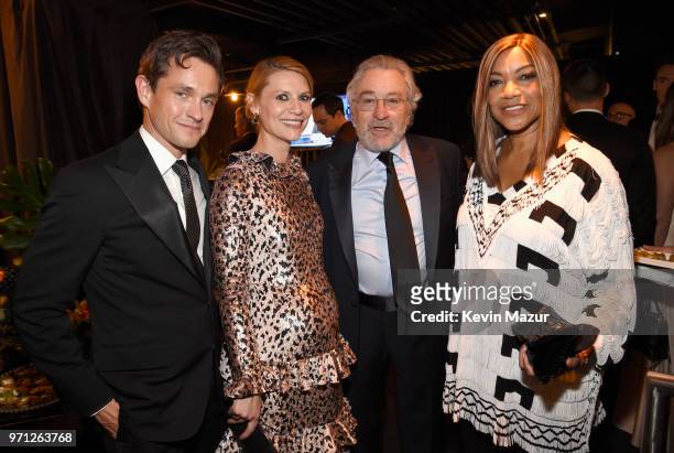 Hugh Dancy, Claire Danes, Robert De Niro and Grace Hightower and pose backstage during the 72nd Annual Tony Awards at Radio City Music Hall on June...