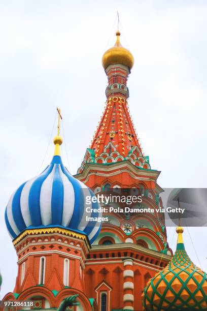 st basil's cathedral close up detail, in red square, moscow, russia - pola damonte stockfoto's en -beelden
