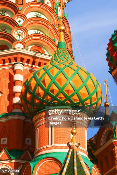 st basil's cathedral, in red square, moscow, russia - pola damonte stockfoto's en -beelden