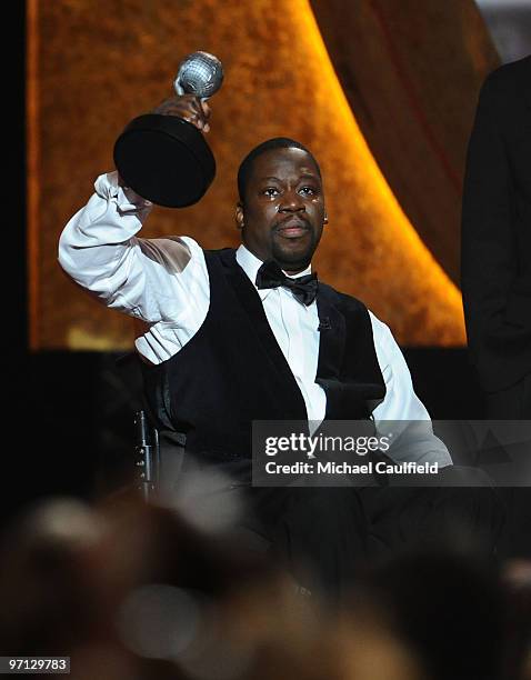 Actor Daryl "Chill" Mitchell accepts the award for Best Actor in a Comedy series onstage during the 42st NAACP Image awards held at The Shrine...