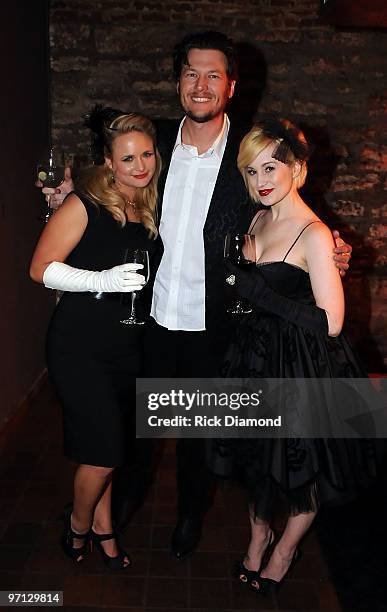 Singer/Songwriter/Honoree Miranda Lambert, Singer/Songwriter/Boyfriend Blake Shelton and Singer/Songwriter Kelly Pickler pose as BMI Honors Miranda...