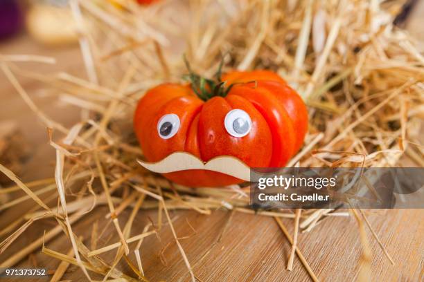 légumes - face de légume - légume stock pictures, royalty-free photos & images