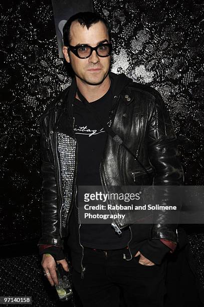 Justin Theroux attends the Charlotte Ronson Fall 2010 after party during Mercedes-Benz Fashion Week at Ace Hotel on February 13, 2010 in New York...