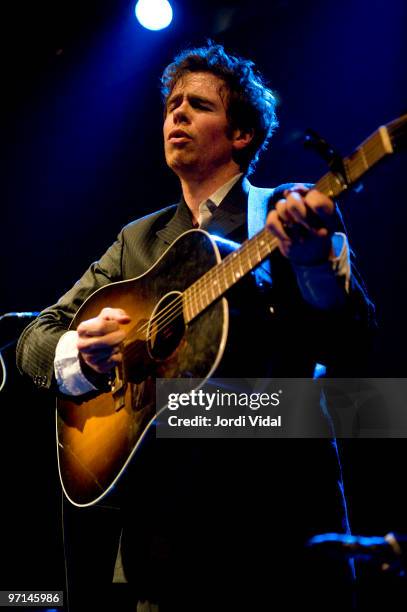 Josh Ritter performs on stage at Sala Apolo on February 27, 2010 in Barcelona, Spain.