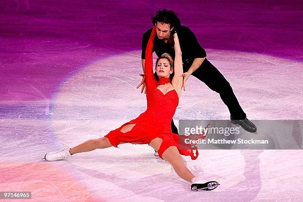 Tanith Belbin and Benjamin Agosto of the United States performs at the Exhibition Gala following the Olympic figure skating competition at Pacific...