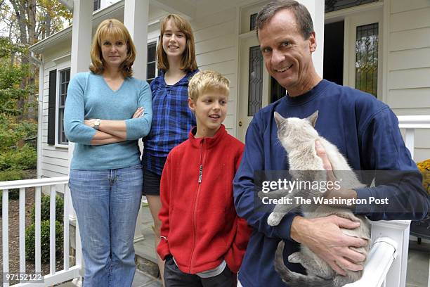 Millwood Lane, Great Falls, VA. Several family members have Swine Flu. From back, Lee Ann Dance and her daughter Casey Malone, 16 yrs old . William...