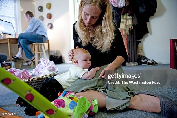 Josephm 210042--SLUG-ME-TEACHERS--DATE---LOCATION- Washington, D.C.--PHOTOGRAPHER-MARVIN JOSEPH/TWP--CAPTION--Eve McCarey was a special education...