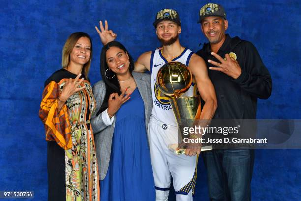 Stephen Curry of the Golden State Warriors poses for a portrait with his family, Sonya Curry, Ayesha Curry and Dell Curry with the Larry O'Brien...