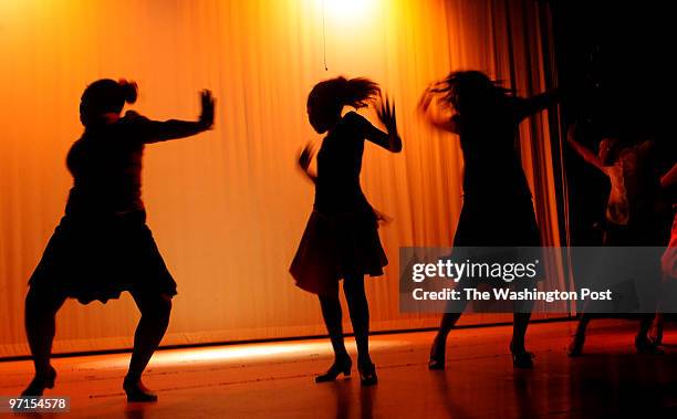 Pg-theater30 DATE:July 24, 2009 CREDIT: Mark Gail/TWP Forestville, Md ASSIGNMENT#:20936 EDITED BY:mg Students danced the lindy hop in the TAROTE'...