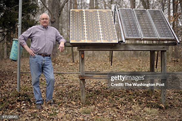 Josephm 206722--SLUG: ME/SOLAR-DATE-03/10/09-- Centreville, Maryland-PHOTOGRAPHER: MARVIN JOSEPH/TWP- Al Schnoebelen at his Eastern Shore home where...