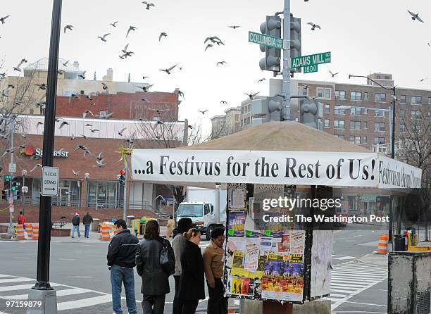 Sarah L. Voisin / TWP NEG NUMBER: 205436 Washington, DC Festivus kiosk in Adams Morgan where residents can write their complaints. PICTURED: A group...