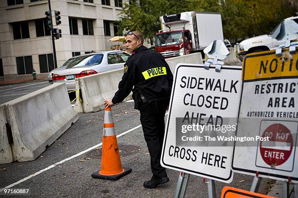 221 Us Secret Service Headquarters Stock Photos, High-Res Pictures, and