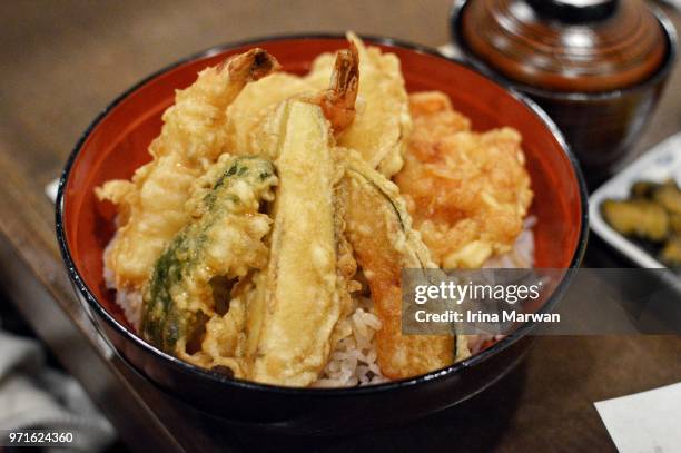 tendon/tempura donburi - tendon stock pictures, royalty-free photos & images