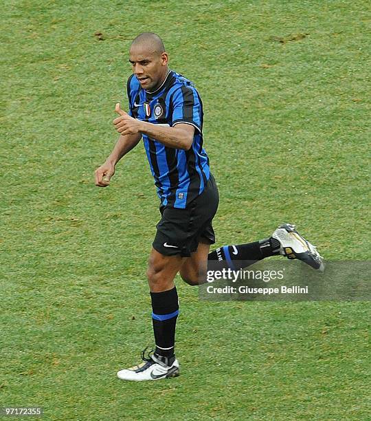 Douglas Maicon of Inter celebrates the goal during the Serie A match between Udinese and Inter at Stadio Friuli on February 28, 2010 in Udine, Italy.