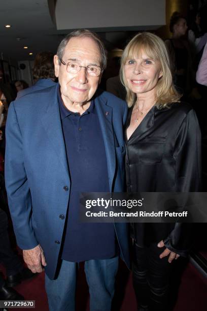Robert Hossein and his wife Candice Patou attend "L'Entree des Artistes" : Theater School by Olivier Belmondo at Theatre Des Mathurins on June 11,...